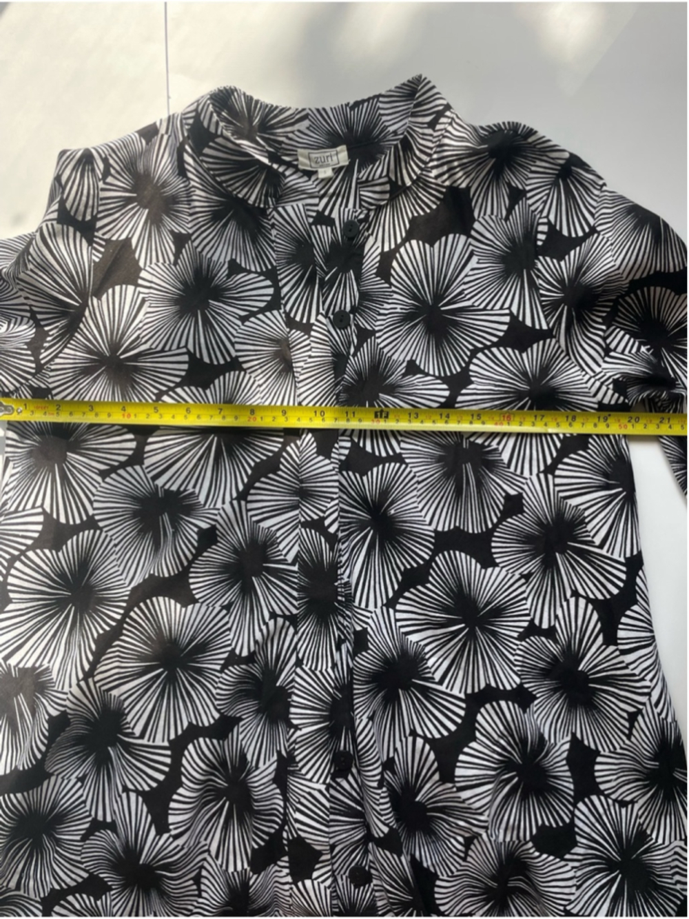 Zuri 100% Cotton Button-Front Shirt Dress| Black & White Graphic Print Size S - Picture 3 of 10